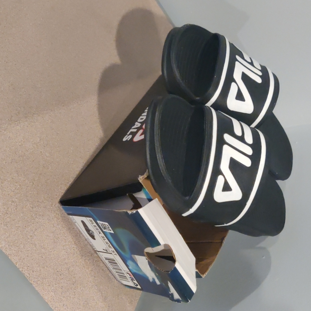Fila sandal, women size 7